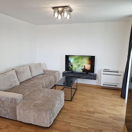 Petkov5Ki.Luxuryapartments Skopje Esterno foto