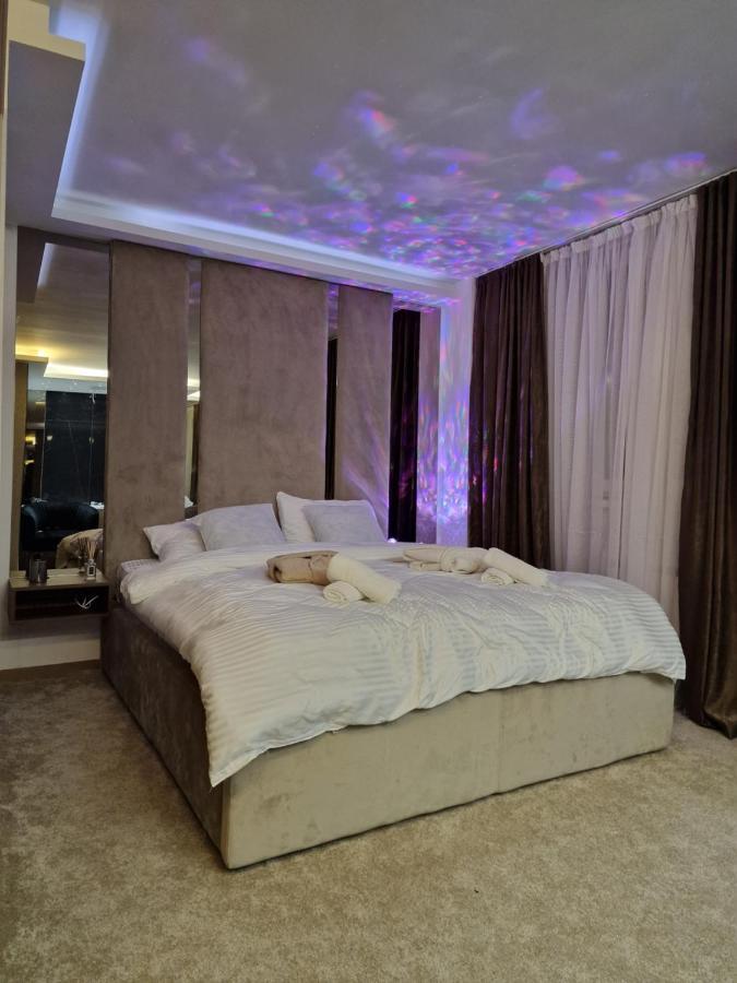 Petkov5Ki.Luxuryapartments Skopje Esterno foto