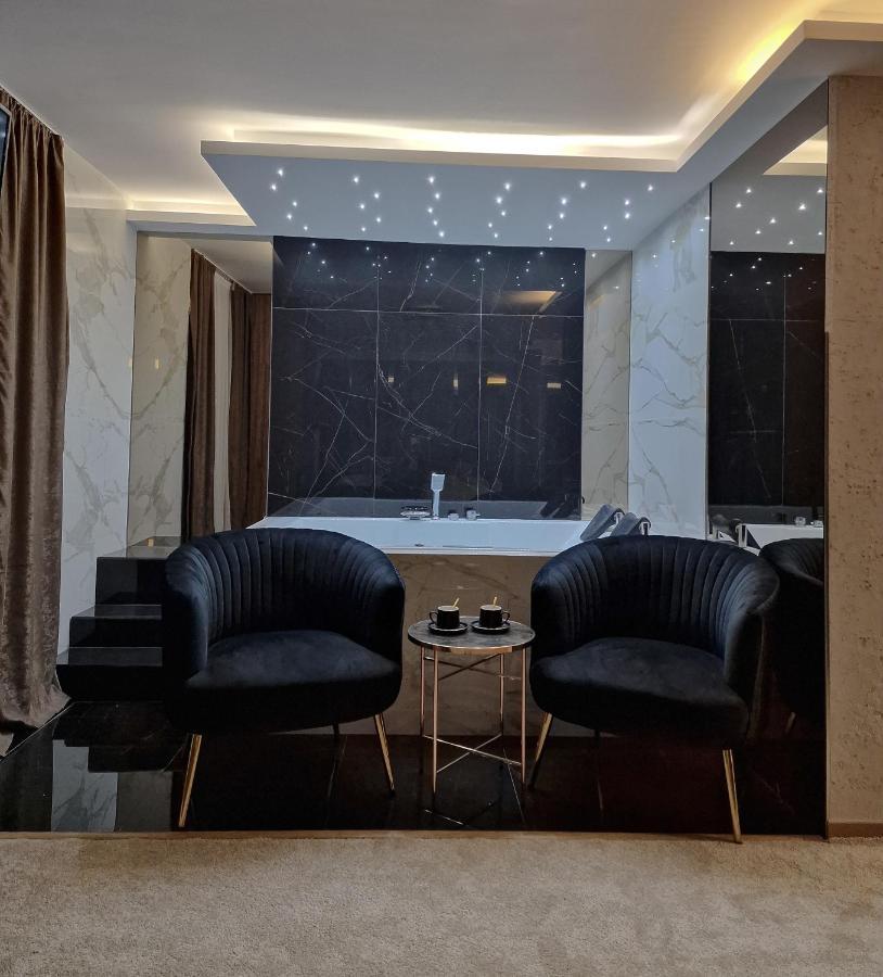 Petkov5Ki.Luxuryapartments Skopje Esterno foto